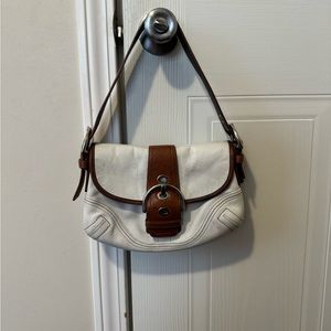 PRISTINE CONDITION👜Coach Hampton Soho Satchel Purse Cream Saddle Leather|F10192